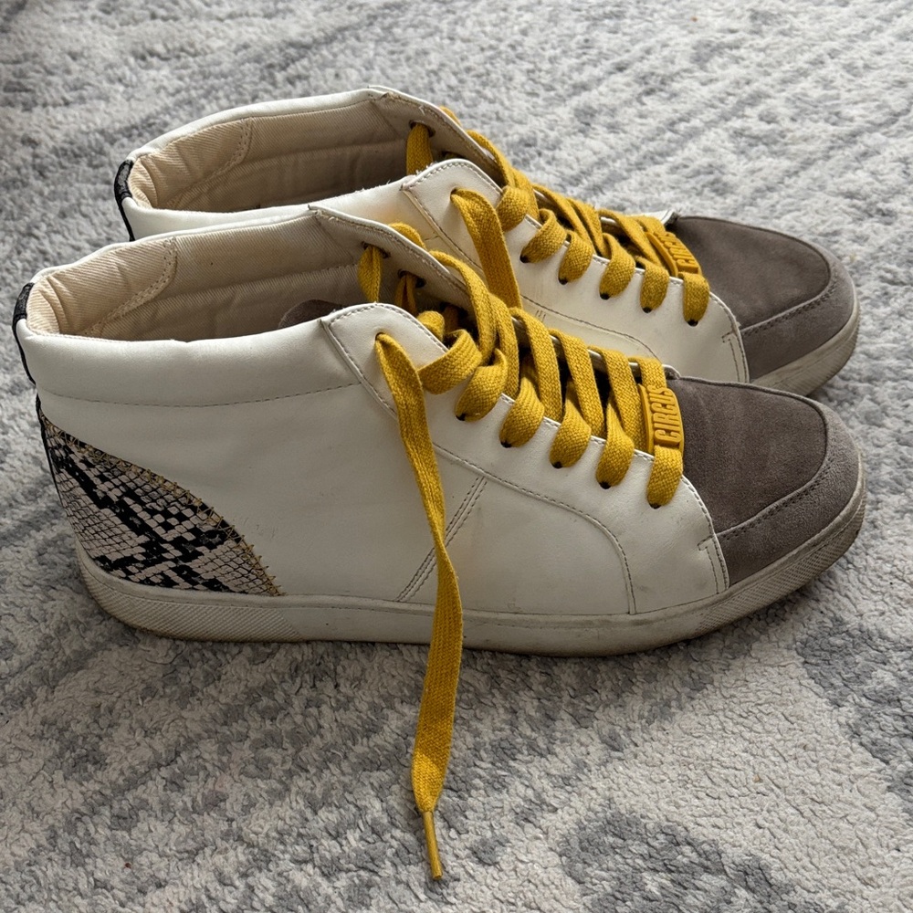 Sam Edelman White and Yellow Sneakers